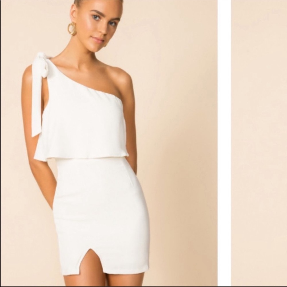 Superdown Jenna One Shoulder Dress in White